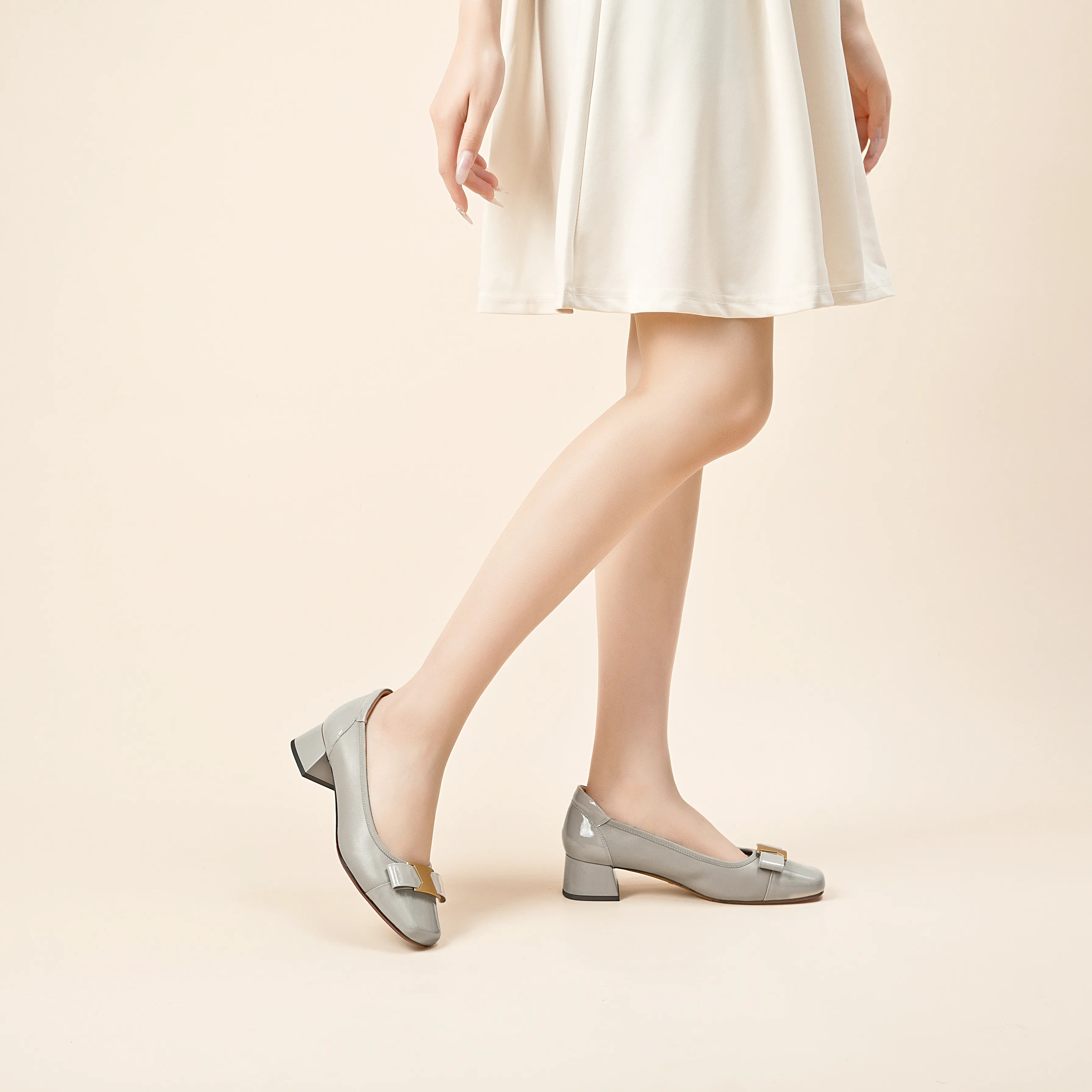 Audrey Mid-heeled Shoes, Etoupe