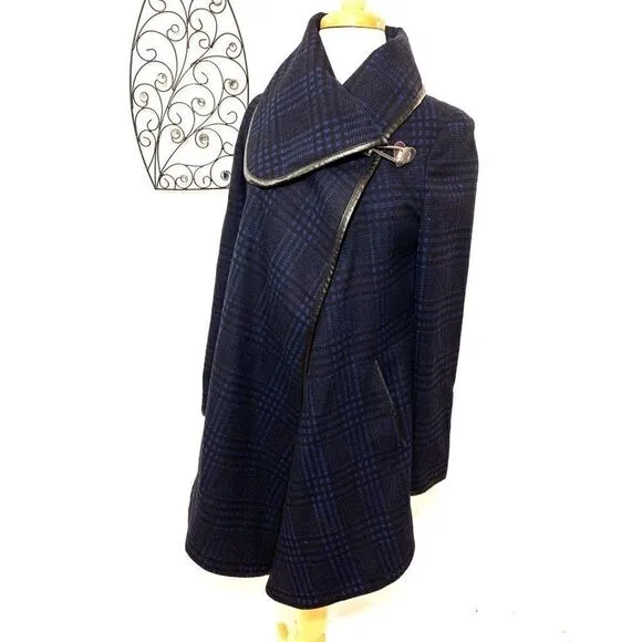 Betsy Johnson Cape Coat