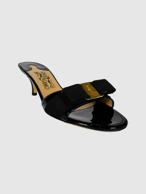 Bow Accent Kitten Heel - Size 6