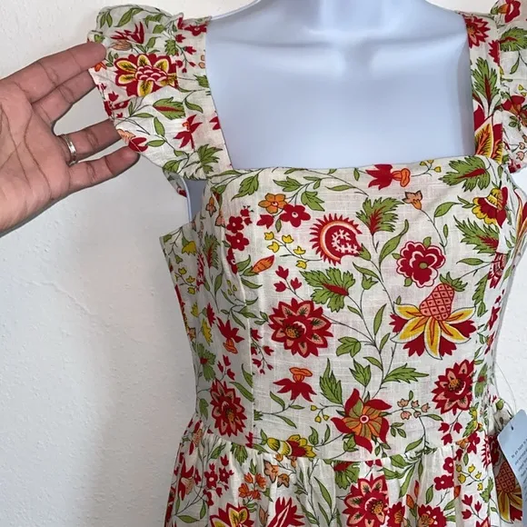 dRA Los Angeles Beautiful Floral Square Neckline Ruffle  Shoulder Dress