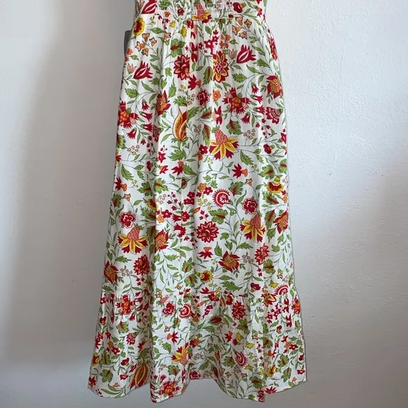 dRA Los Angeles Beautiful Floral Square Neckline Ruffle  Shoulder Dress