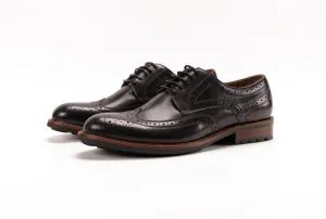 England Brock carved vintage leather shoes