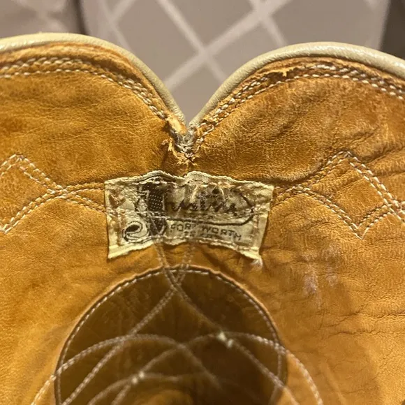 Justin Leather Western Cowboy Boots, Size 8D