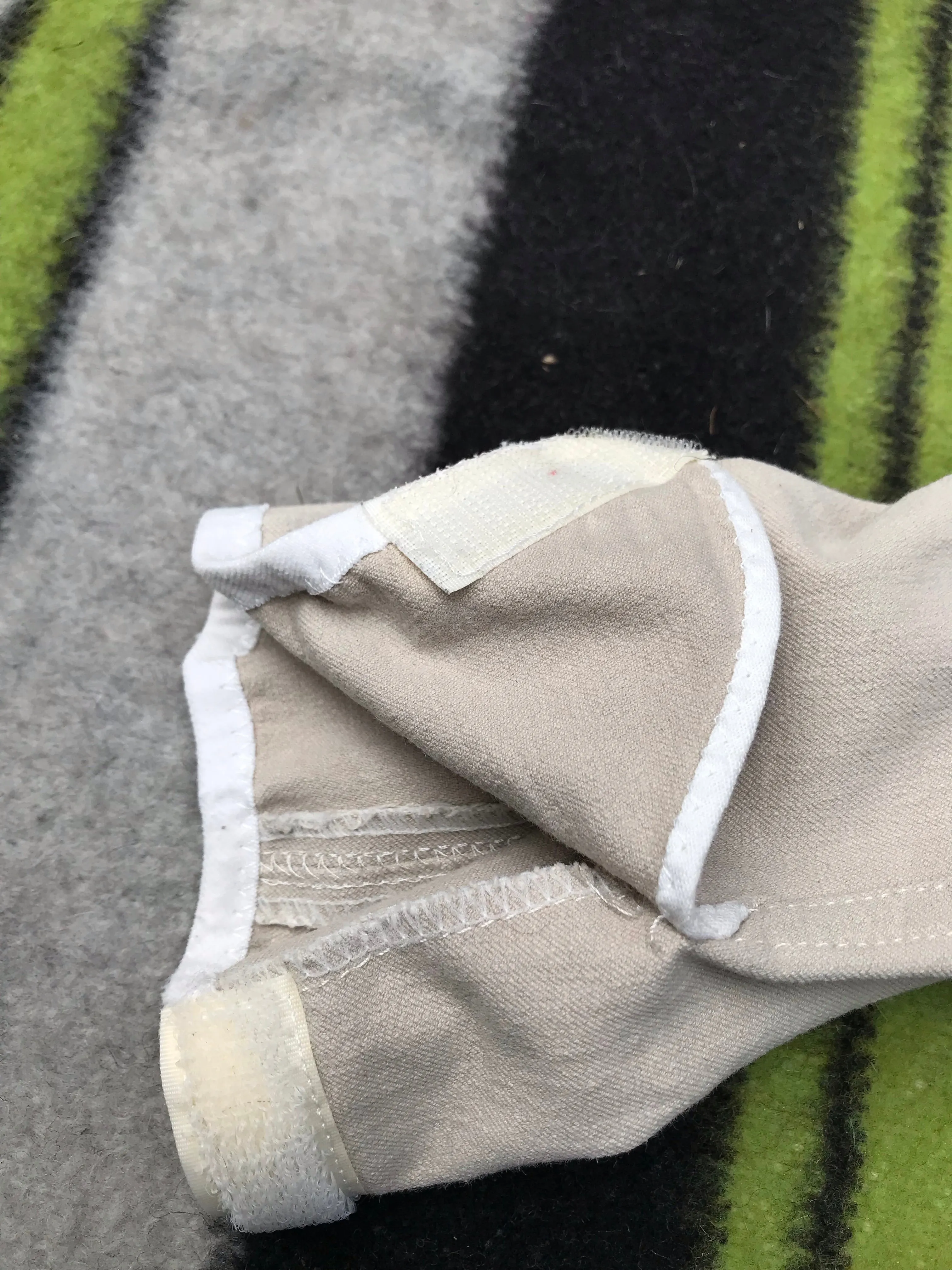 kentucky cream breeches approx size 14 FREE POSTAGE