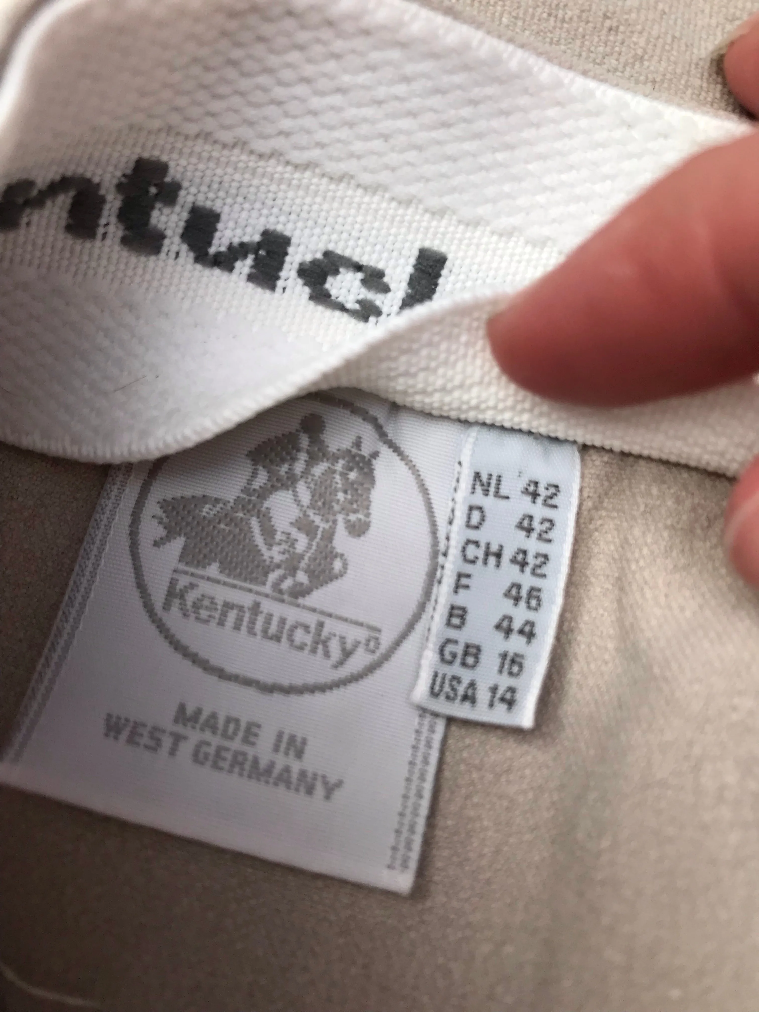 kentucky cream breeches approx size 14 FREE POSTAGE