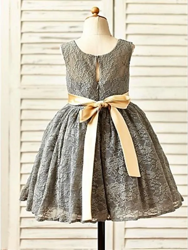 Lace Tulle Short Sleeves Flower Girl Dresses Floor Length Ball Gown