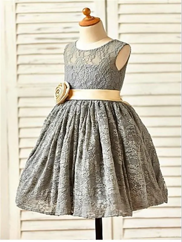 Lace Tulle Short Sleeves Flower Girl Dresses Floor Length Ball Gown