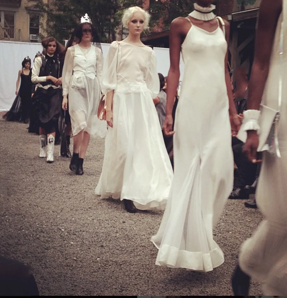 Leo Gown