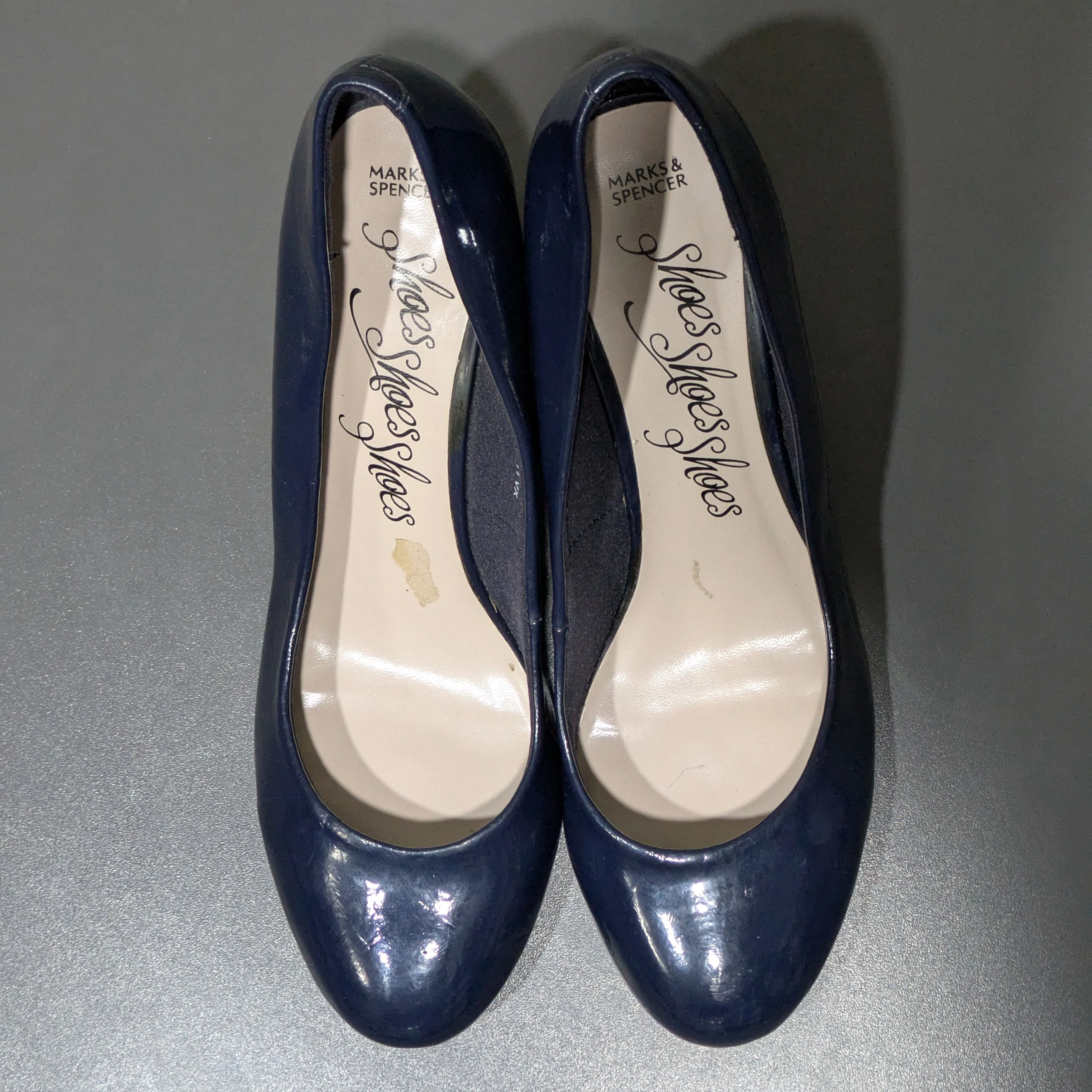 Mark & Spencer Navy Blue Court Shoes – Gold Accent Heels – UK 6.5 / EU 40 / US 8.5