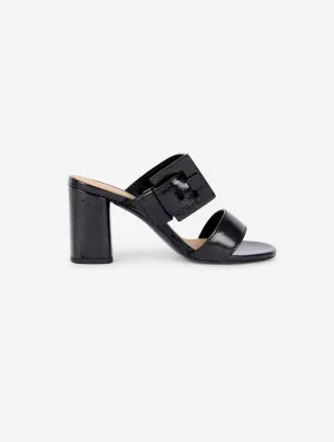 Mules in navy patent leather