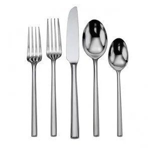 Oneida Diameter   5 pc Place Setting