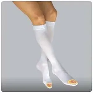 PR/1 JOBST ANTI-EMBOLISM STOCKINGS, KNEE HIGH, MD, LONG, WHITE