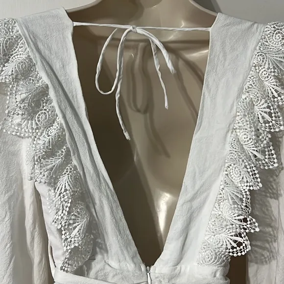 Saints and Secrets White Cotton Mini Dress Lace Edges Size Small