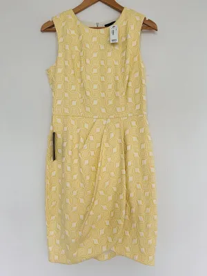 THE LIMITED NWT Sheath Sleeveless Dress Sz 4  Yellow Textured Lined Coquette